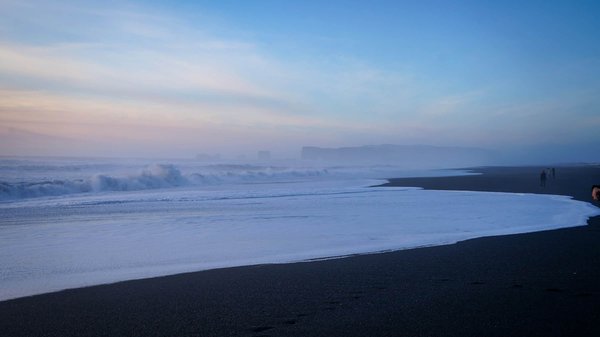 Comment découvrir les meilleures plages de sable noir en Islande?