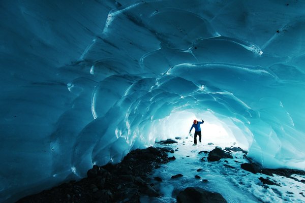 Où trouver les meilleures excursions pour découvrir les grottes de glace en Autriche?